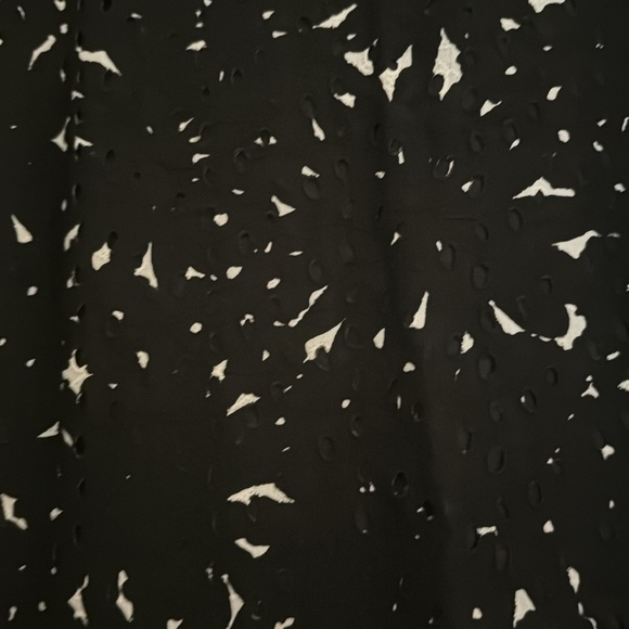 Ann Taylor Factory peplum sleeveless top - sz medium. Embroidered design - Picture 2 of 6